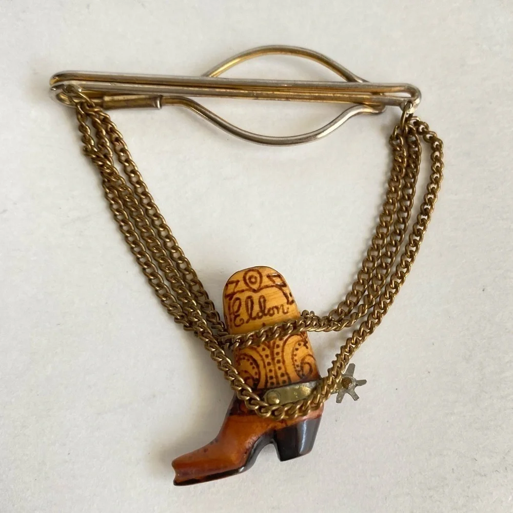 Vintage 60s Cowboy Boot Tie Bar Clip Western Gold Tone‎ Chain Carved Wood Spur